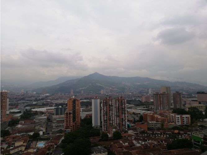 Apartamento de 2 alcobas en venta en Maria Auxiliadora, Sabaneta, 56 m² · foto 14 de 14