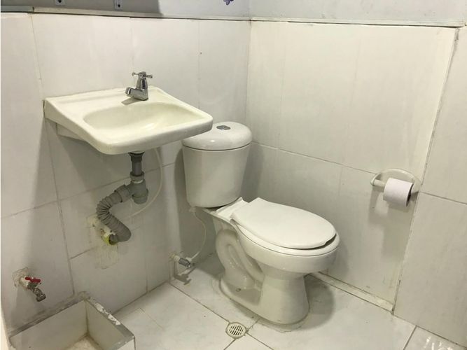 Local en arriendo en San Bernardo, Medellín, 32 m² · foto 5 de 8