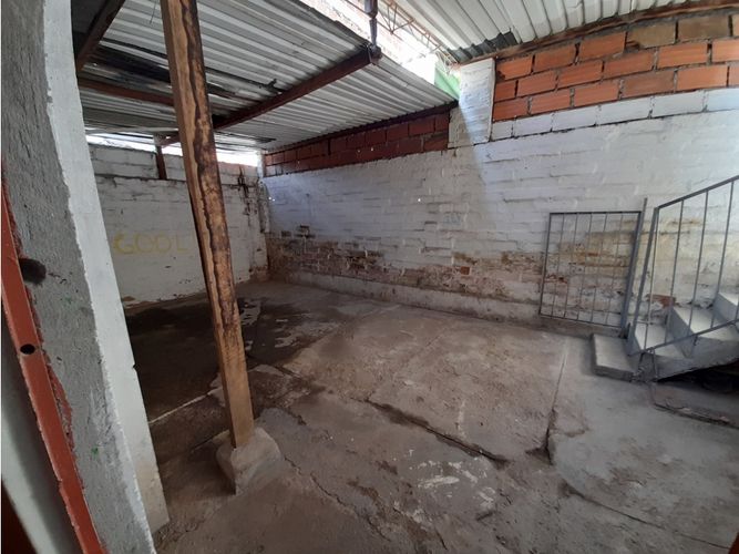 Casa de 10 alcobas en venta en Boston, Medellín, 367 m² · foto 13 de 15