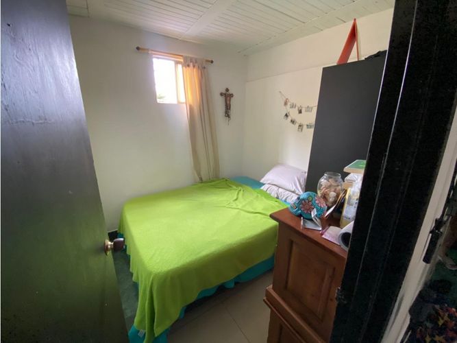 Casa de 8 alcobas en venta en Laureles, Medellín, 90 m² · foto 8 de 14