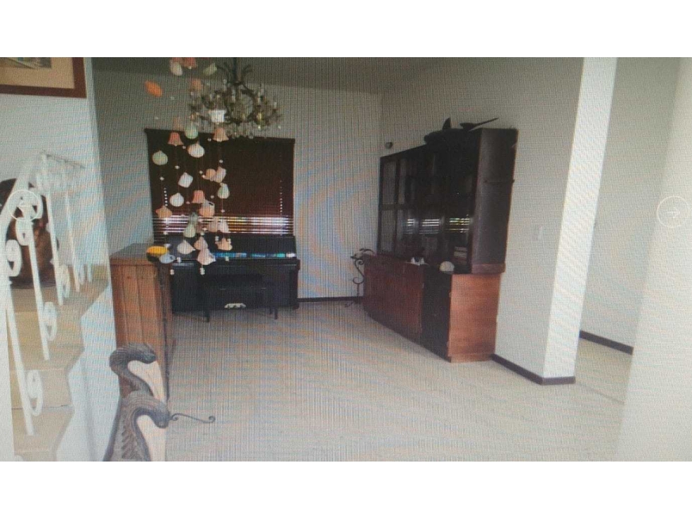 Casa de 9 alcobas en venta en Prado, Medellín, 360 m² · foto 3 de 9