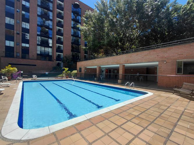Apartamento de 2 alcobas en arriendo en Los Naranjos, Medellín, 72 m² · foto 23 de 24
