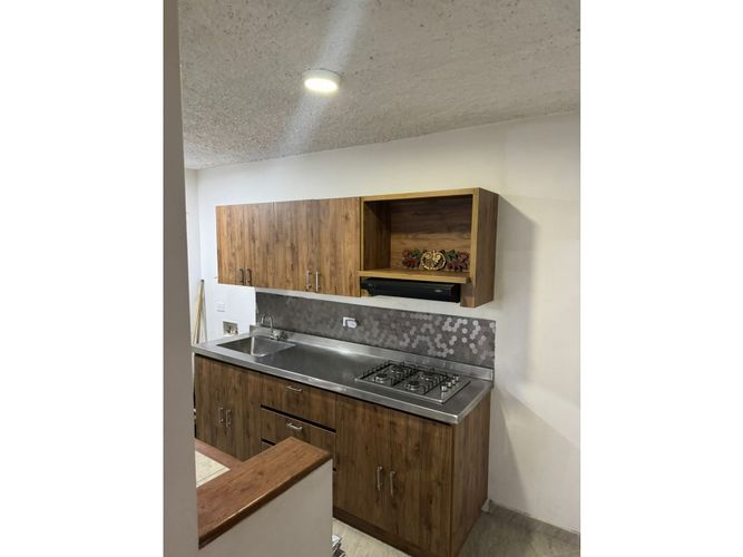 Apartamento de 3 alcobas en venta en Centro, Rionegro, 85 m² · foto 3 de 17