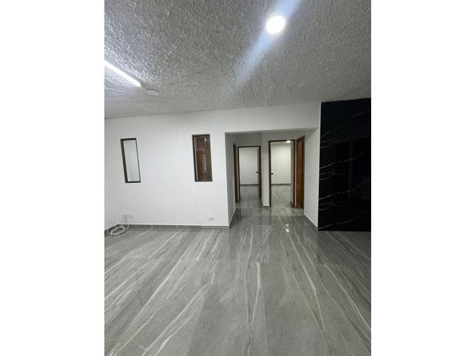 Apartamento de 3 alcobas en venta en Centro, Rionegro, 85 m² · foto 7 de 17
