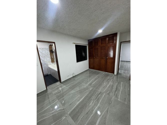 Apartamento de 3 alcobas en venta en Centro, Rionegro, 85 m² · foto 9 de 17