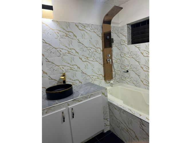 Apartamento de 3 alcobas en venta en Centro, Rionegro, 85 m² · foto 10 de 17