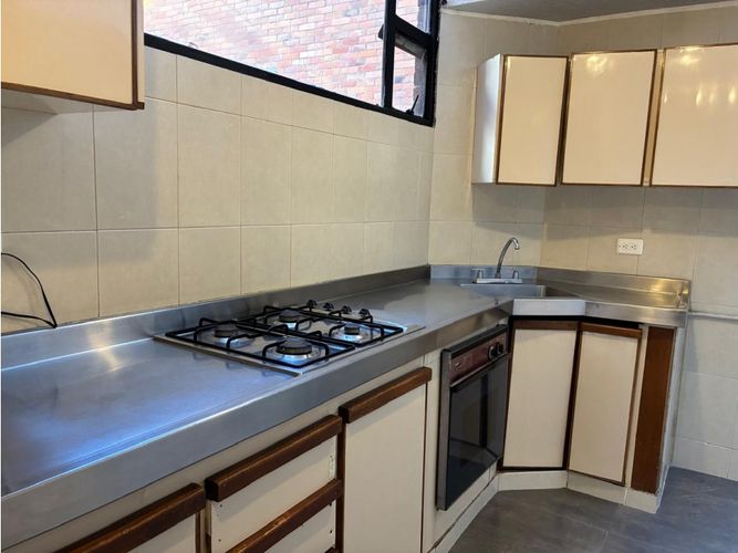 Casa de 3 alcobas en venta en Chicó Navarra, Bogotá, 180 m² · foto 4 de 20