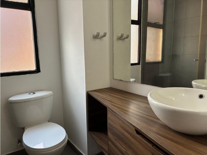 Casa de 3 alcobas en venta en Chicó Navarra, Bogotá, 180 m² · foto 11 de 20
