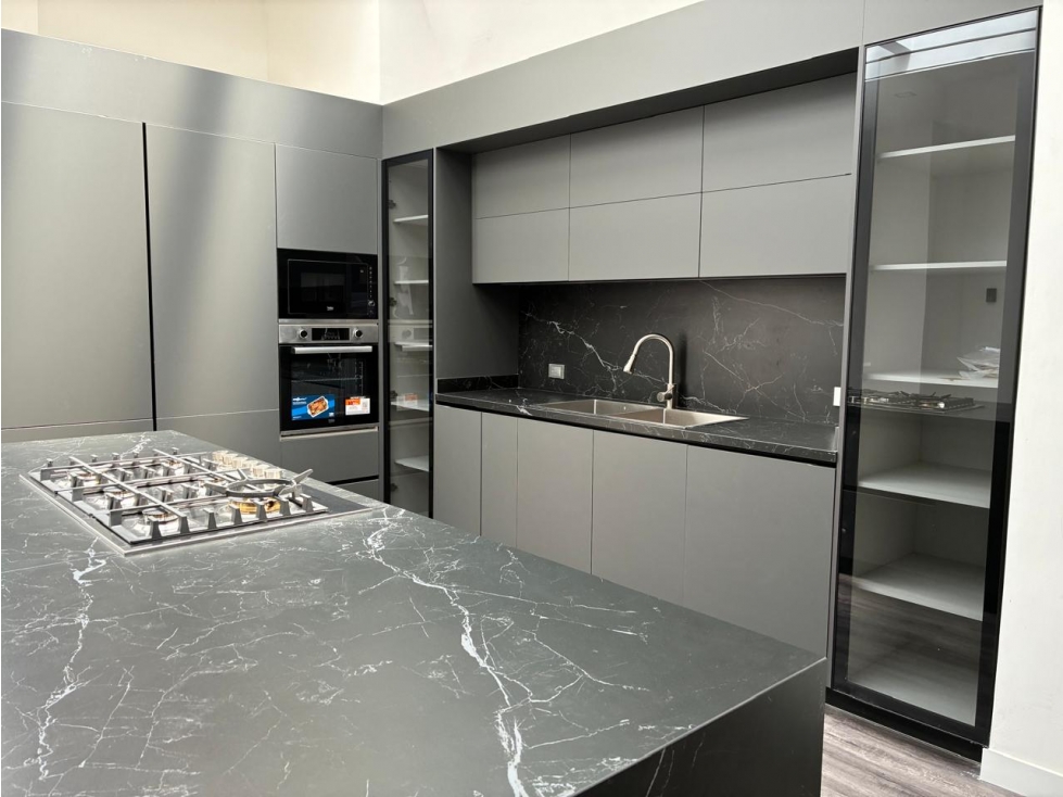 Apartamento en arriendo en La Carolina, Bogotá · foto 8 de 24