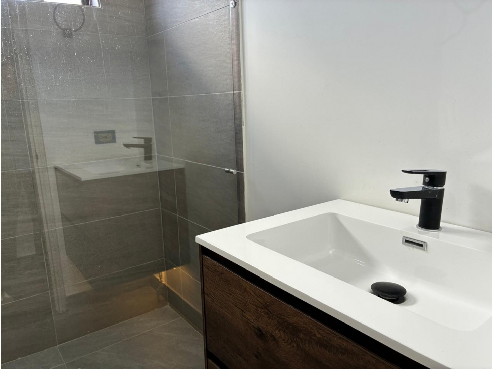 Apartamento en arriendo en La Carolina, Bogotá · foto 13 de 24