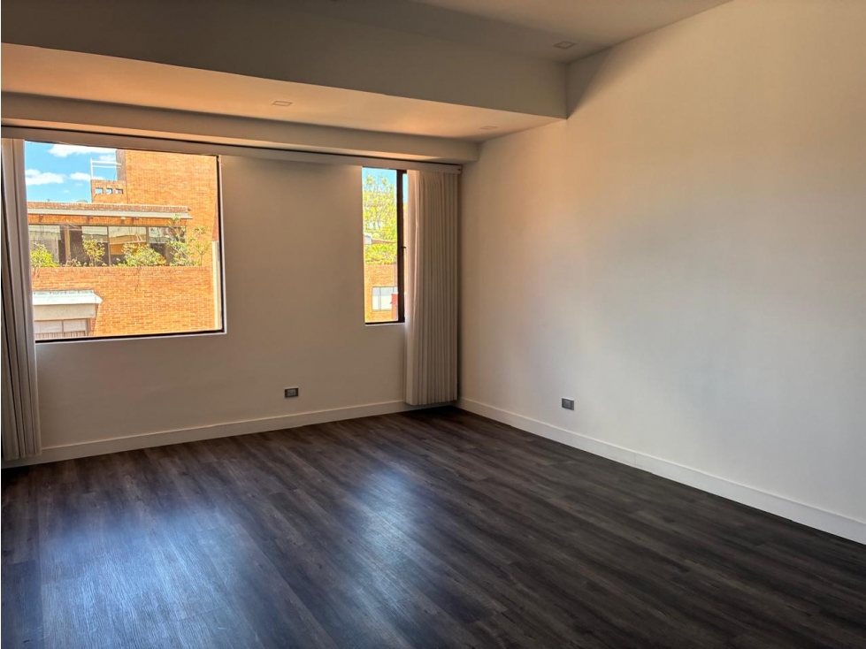 Apartamento en arriendo en La Carolina, Bogotá · foto 15 de 24