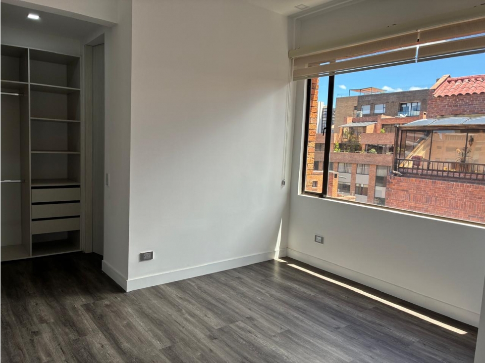 Apartamento en arriendo en La Carolina, Bogotá · foto 20 de 24
