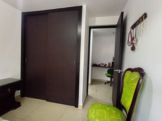 Apartamento de 3 alcobas en venta en Laureles, Medellín, 80 m² · foto 13 de 18