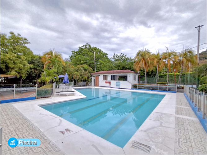 Apartamento de 2 alcobas en venta en La Esmeralda Iii, Girardot, 77 m² · foto 10 de 13