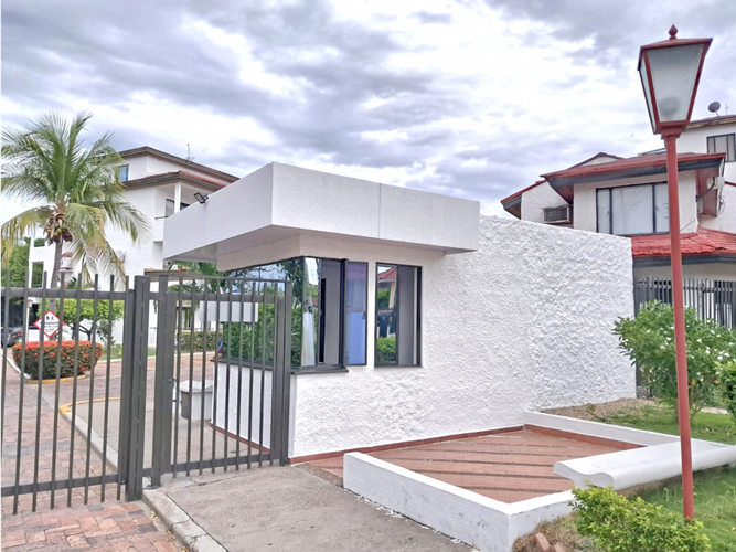 Apartamento de 2 alcobas en venta en La Esmeralda Iii, Girardot, 77 m² · foto 13 de 13