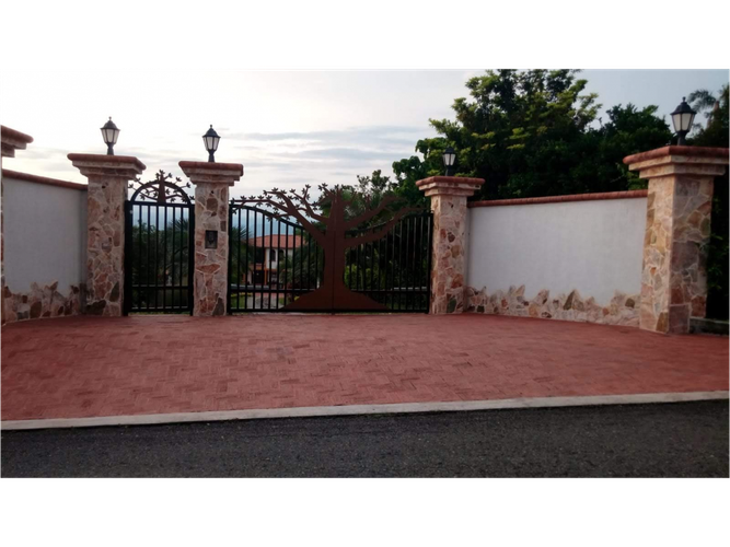 Casa de 7 alcobas en venta en Cerritos, Pereira, 740 m² · foto 12 de 17
