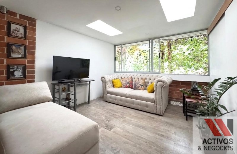 Apartamento en venta en Loma Del Esmeraldal, Envigado · foto 8 de 24