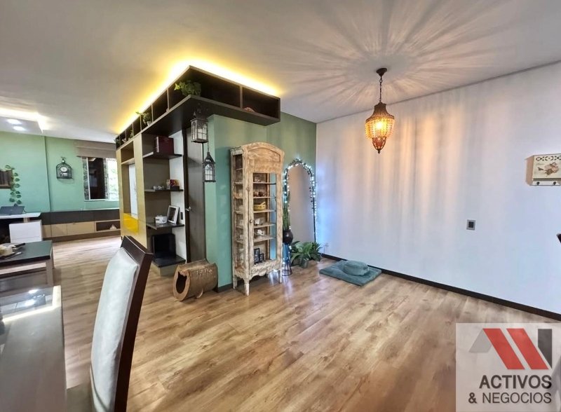 Apartamento en venta en Loma Del Esmeraldal, Envigado · foto 9 de 24