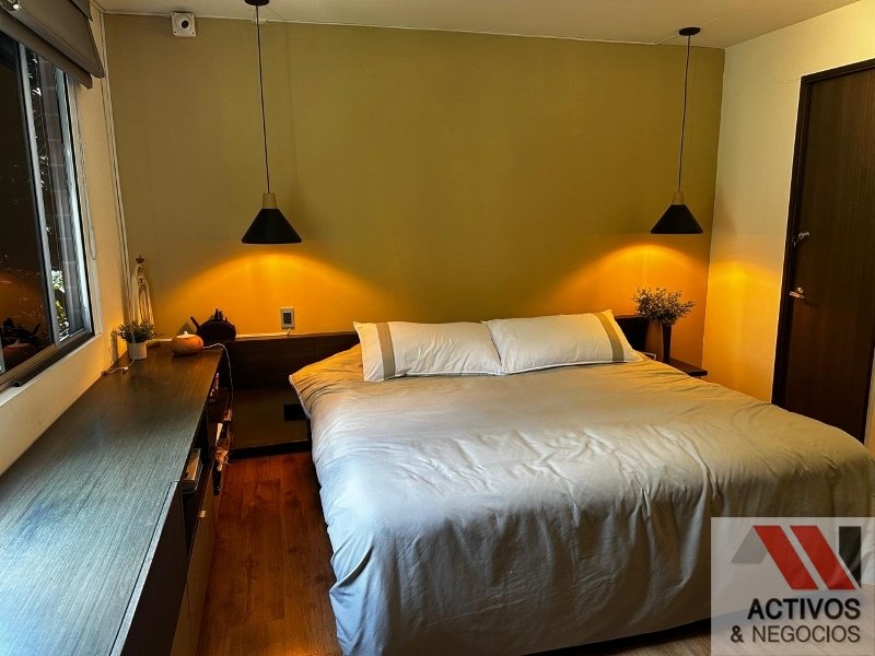 Apartamento en venta en Loma Del Esmeraldal, Envigado · foto 10 de 24