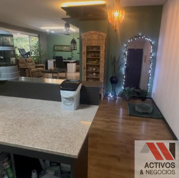 Apartamento en venta en Loma Del Esmeraldal, Envigado · foto 20 de 24