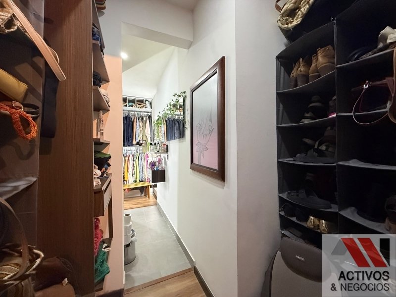 Apartamento en venta en Loma Del Esmeraldal, Envigado · foto 21 de 24