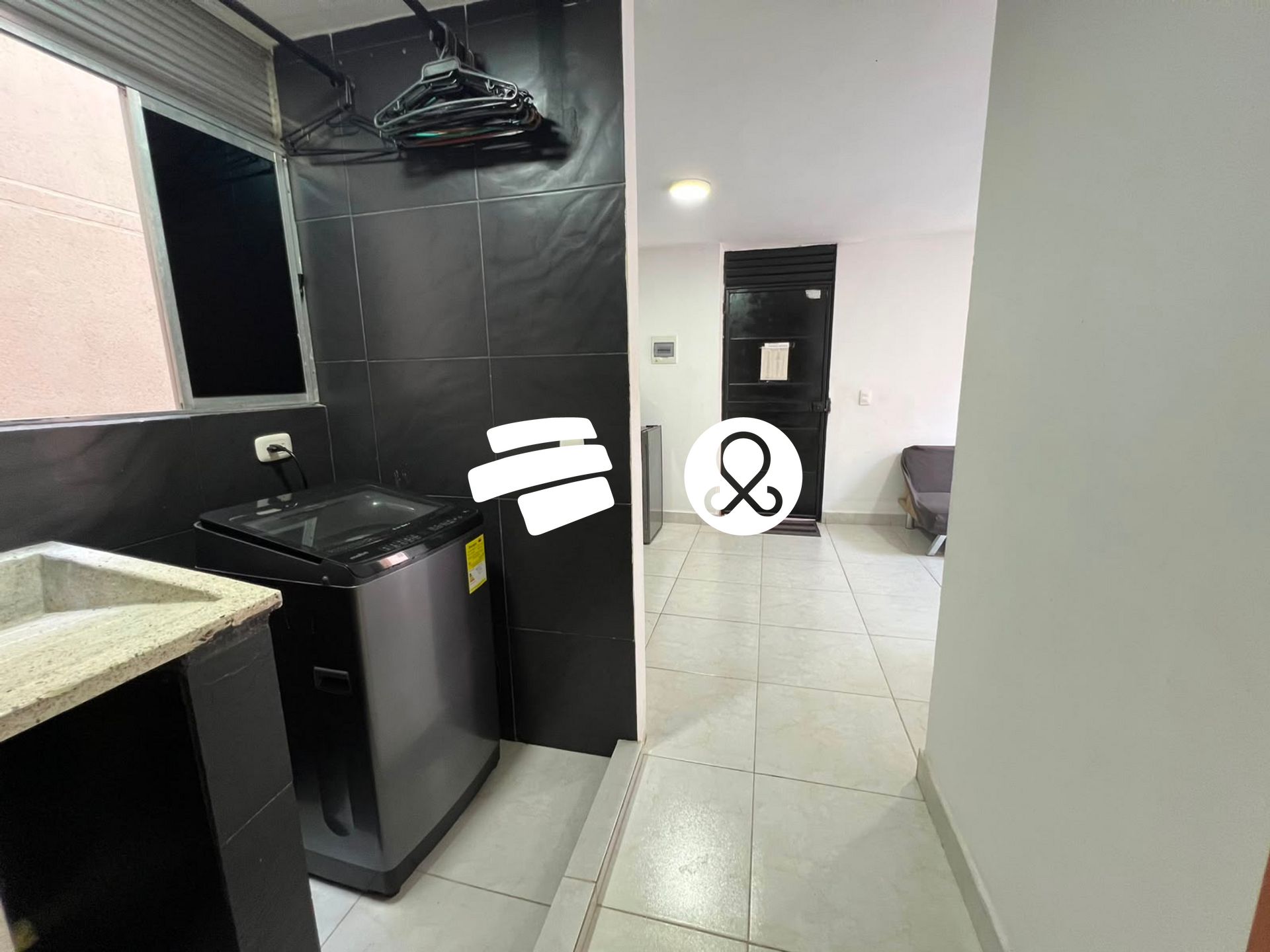 Apartamento en venta en Urbanizacion Parques De Bolivar Iii, Santa Marta · foto 2 de 16