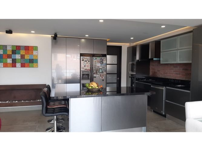 Apartamento de 3 alcobas en venta en Santa Barbara, Bogotá, 165 m² · foto 6 de 21