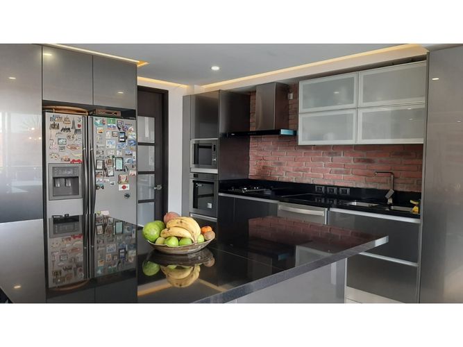 Apartamento de 3 alcobas en venta en Santa Barbara, Bogotá, 165 m² · foto 7 de 21