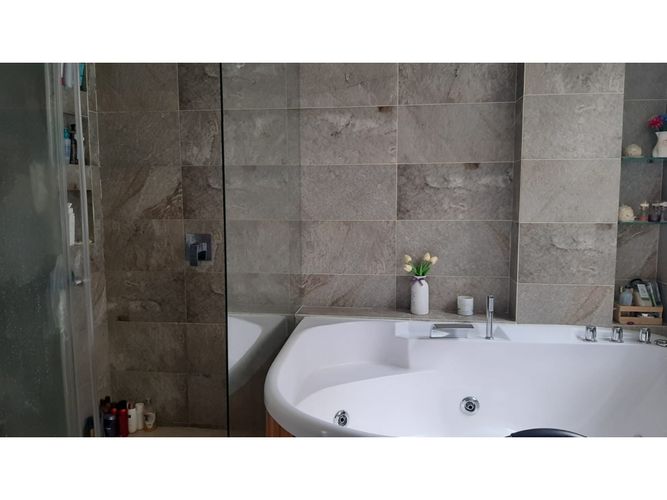 Apartamento de 3 alcobas en venta en Santa Barbara, Bogotá, 165 m² · foto 17 de 21