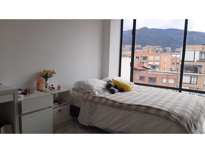 Apartamento de 3 alcobas en venta en Santa Barbara, Bogotá, 165 m² · foto 18 de 21