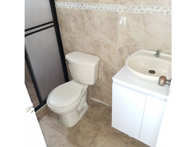 Apartamento de 3 alcobas en venta en Centro, Rionegro, 84 m² · foto 8 de 12