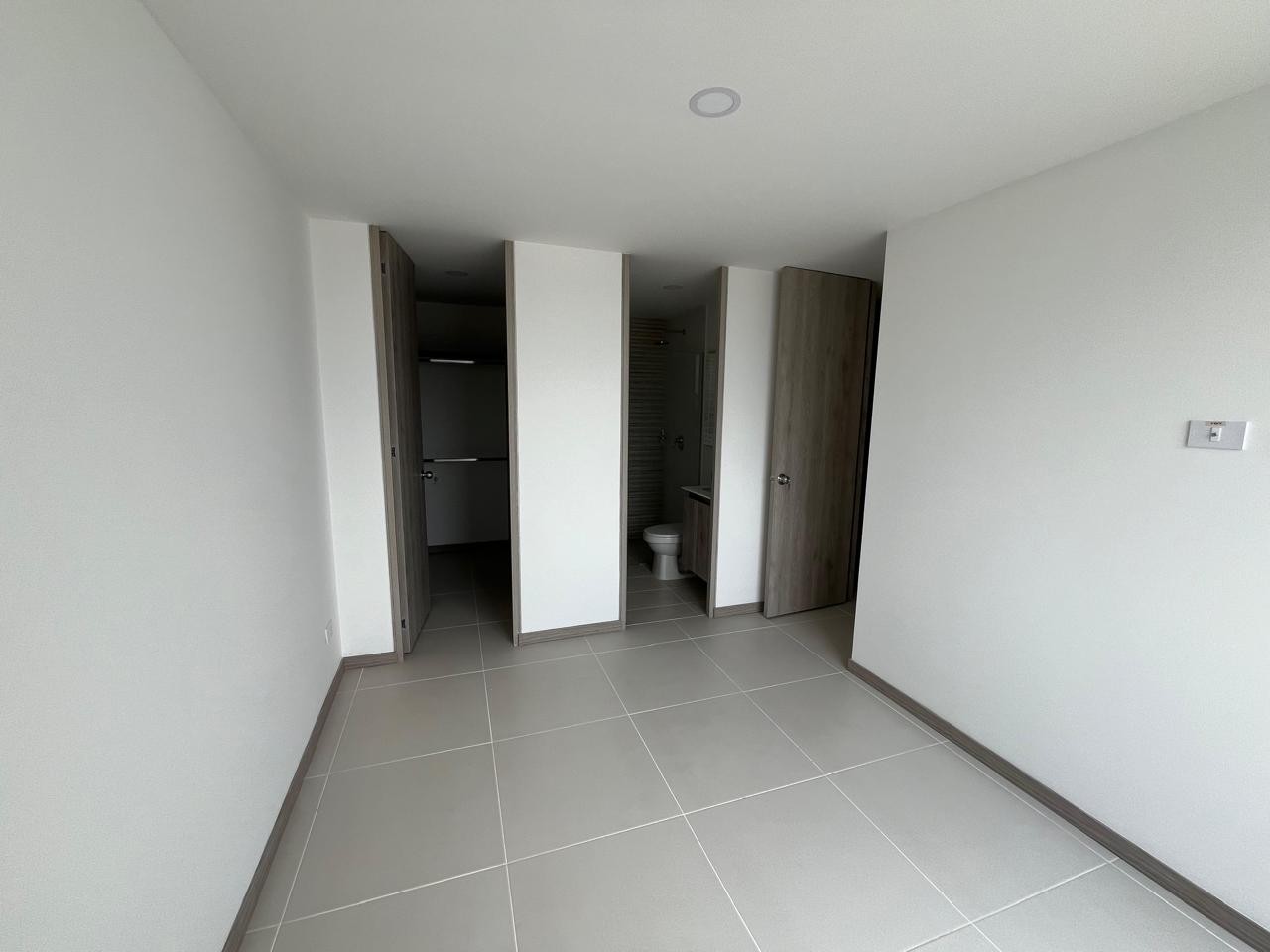 Apartamento en venta en Los Naranjos, Itagüí · foto 6 de 13