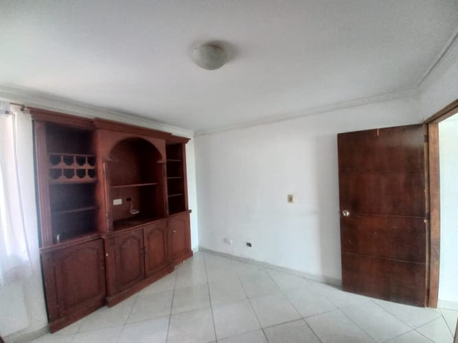 Apartamento de 3 alcobas en venta en Altos Del Prado, Barranquilla, 121 m² · foto 4 de 11