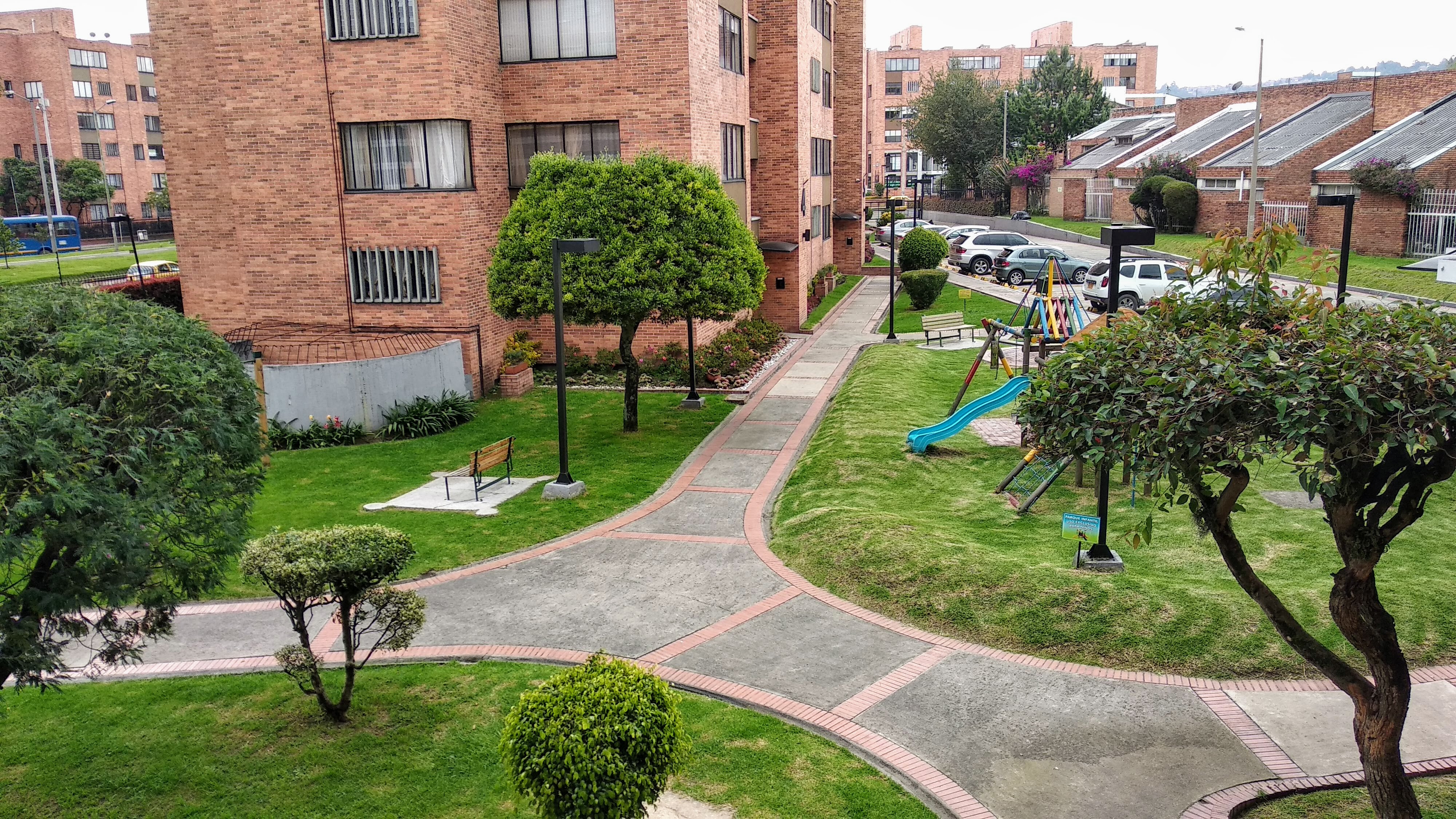 Apartamento en venta en Niza, Bogotá · foto 3 de 20