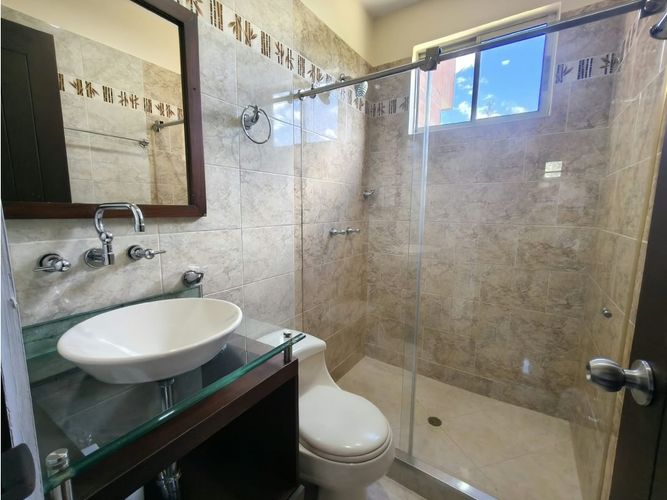 Casa de 4 alcobas en venta en Loma Del Escobero, Envigado, 350 m² · foto 6 de 24