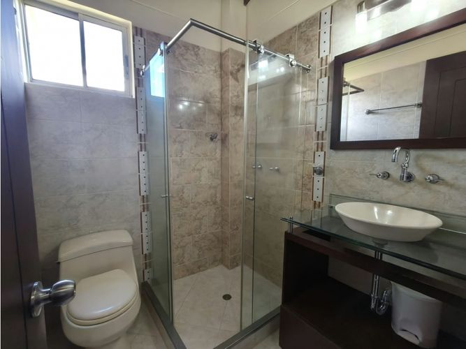 Casa de 4 alcobas en venta en Loma Del Escobero, Envigado, 350 m² · foto 21 de 24