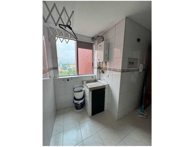 Apartamento de 4 alcobas en venta en Hayuelos, Bogotá, 94 m² · foto 4 de 21