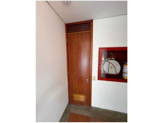 Apartamento de 4 alcobas en venta en Hayuelos, Bogotá, 94 m² · foto 5 de 21