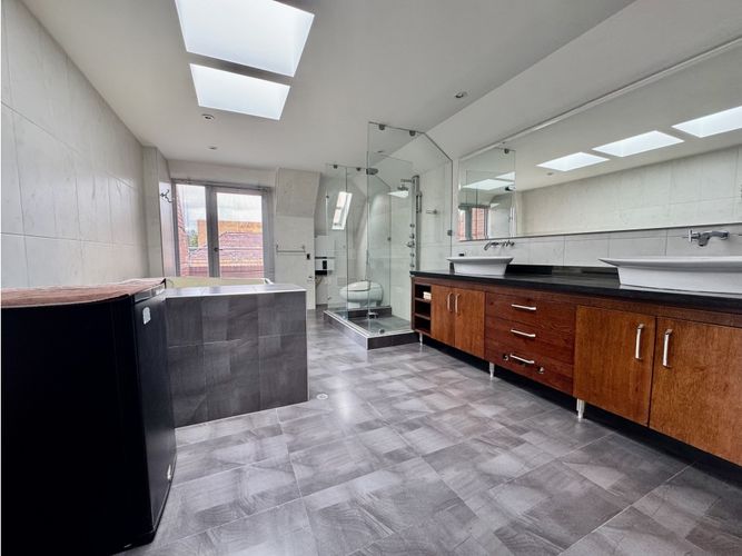 Casa de 6 alcobas en venta en Aposentos, Sopó, 720 m² · foto 10 de 24