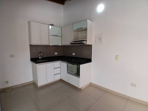 Apartamento en arriendo en Laureles, Medellín · foto 5 de 24