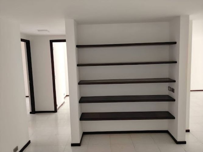 Apartamento de 3 alcobas en arriendo en Castropol, Medellín, 120 m² · foto 18 de 24