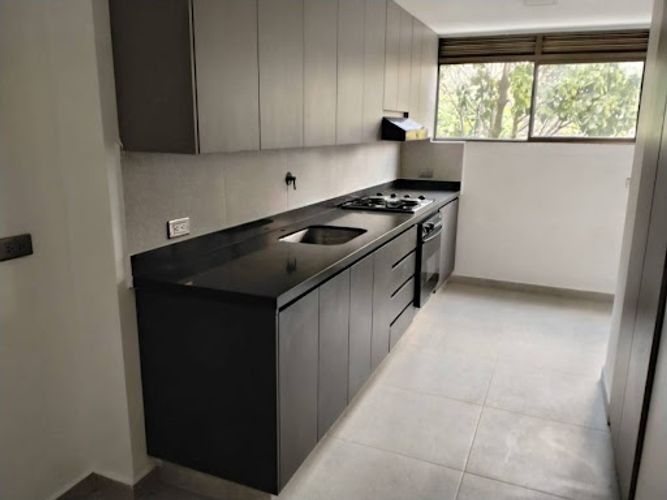 Apartamento de 3 alcobas en arriendo en Castropol, Medellín, 120 m² · foto 19 de 24