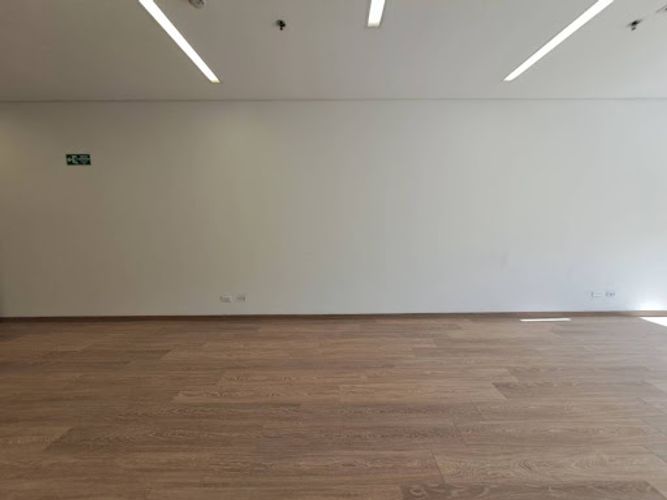 Oficina en arriendo en Milla De Oro, Medellín, 51 m² · foto 5 de 12
