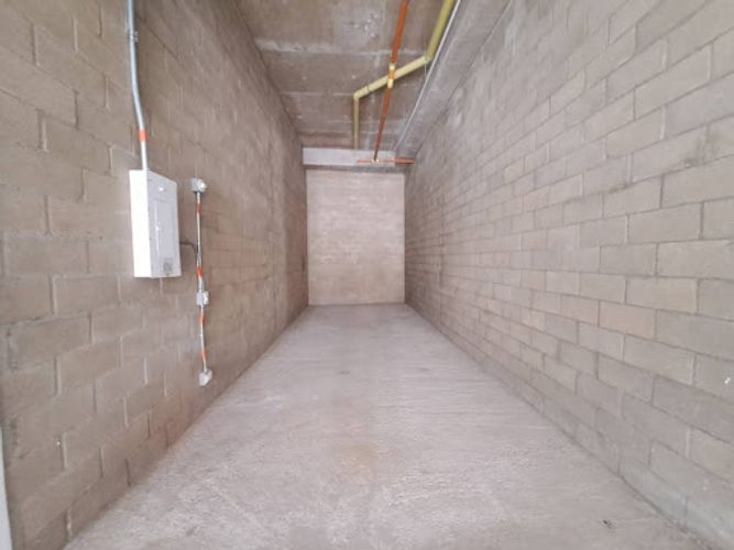 Local en arriendo en La America, Medellín, 31 m² · foto 2 de 13