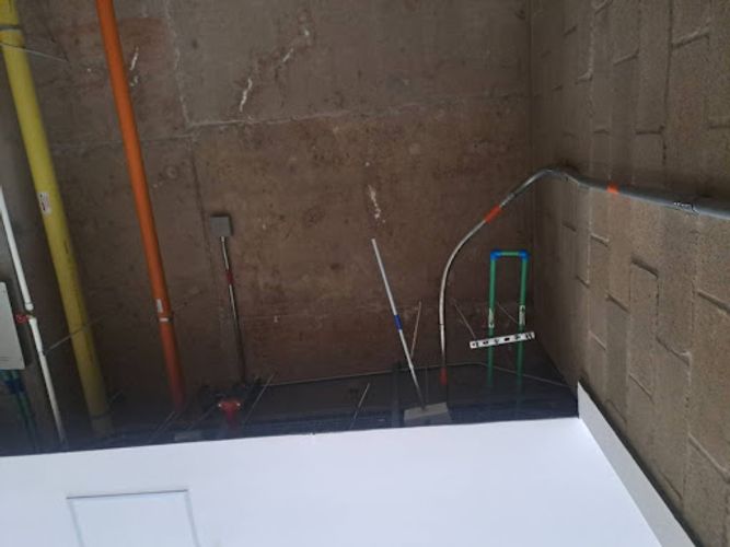 Local en arriendo en La America, Medellín, 31 m² · foto 11 de 13