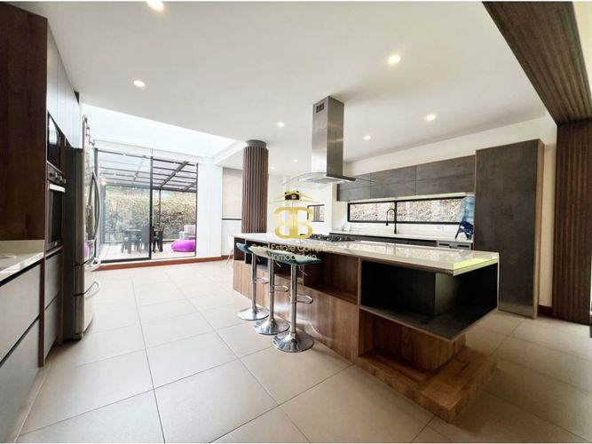 Casa de 3 alcobas en venta en Guaymaral, Bogotá, 360 m² · foto 10 de 24