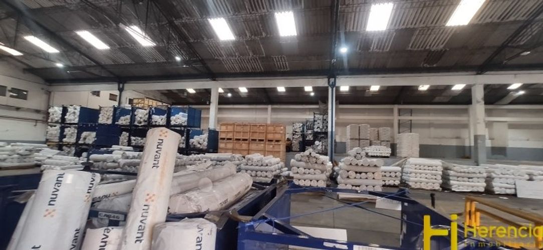 Bodega en arriendo en Manuel Restrepo, Sabaneta, 3197 m² · foto 4 de 10