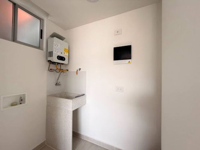 Apartamento de 3 alcobas en arriendo en La Doctora, Sabaneta, 75 m² · foto 19 de 20