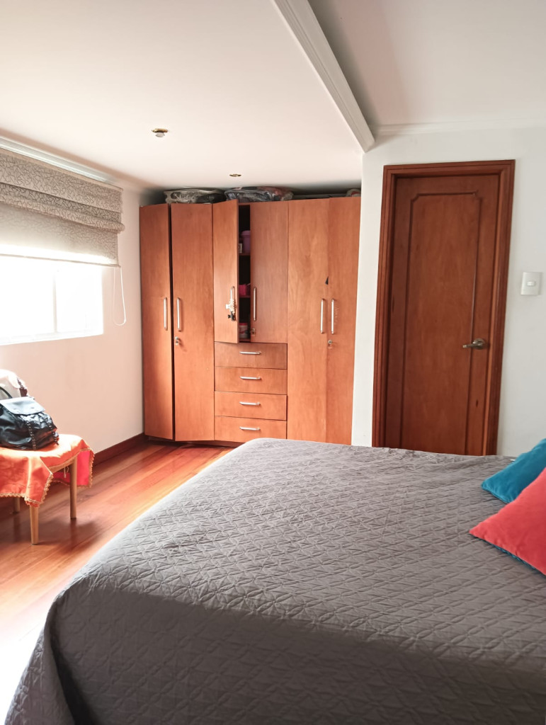 Casa en venta en Santa Sofia, Bogotá · foto 4 de 24