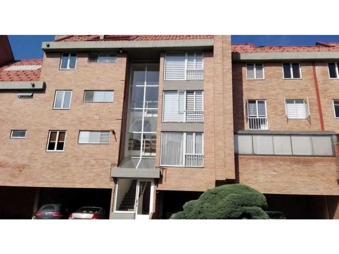 Apartamento en venta en Maranta Iii Sector, Bogotá · foto 2 de 11